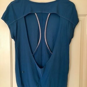 Lululemon shirt